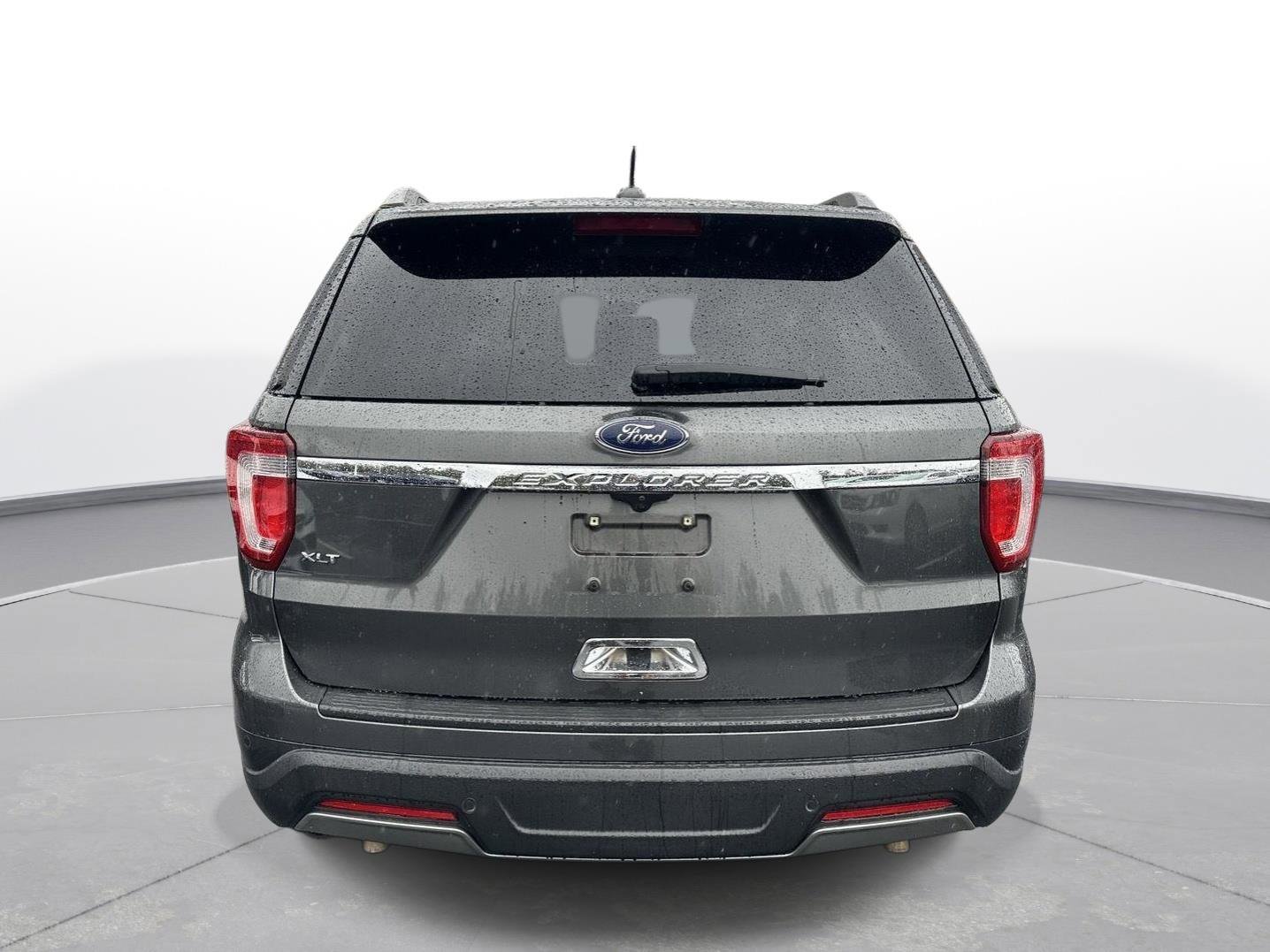 Used 2019 Ford Explorer XLT w/ Equipment Group 201A image 7