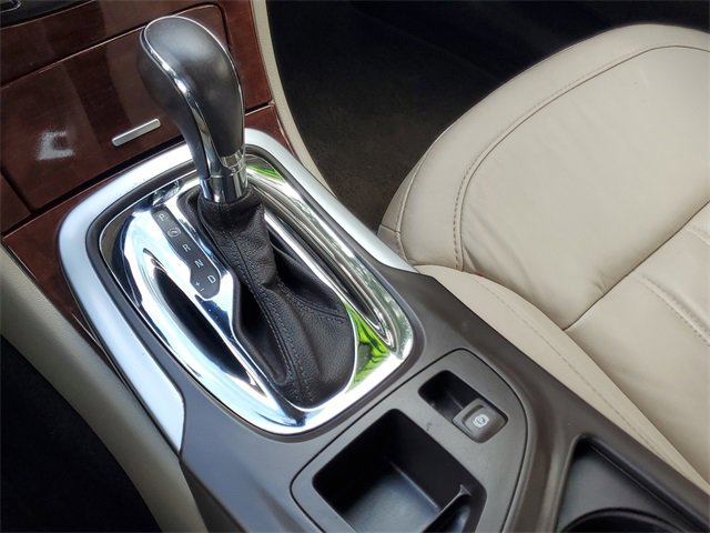 Used 2014 Buick Regal Turbo image 26