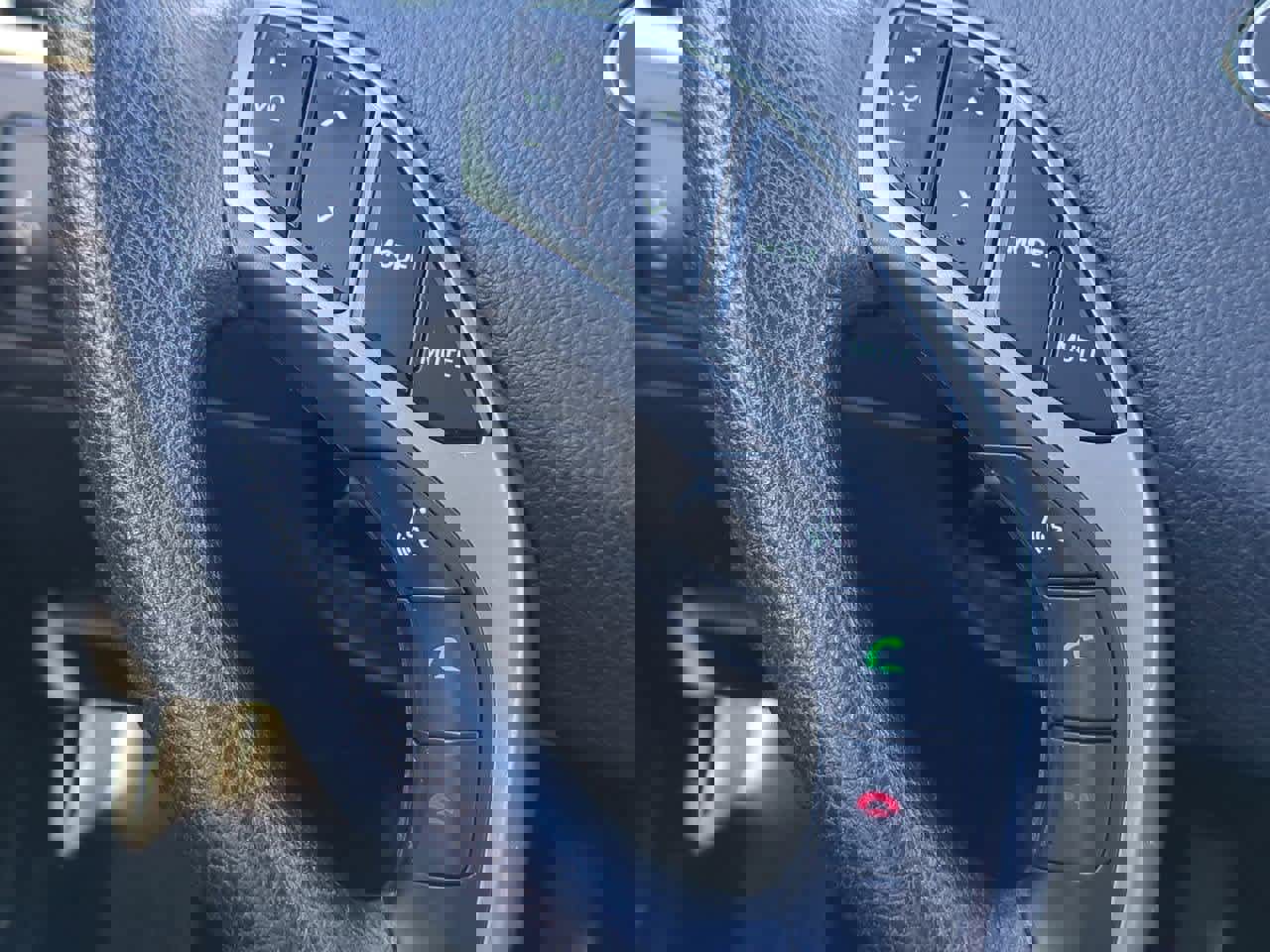 Used 2017 Hyundai Elantra GT image 21