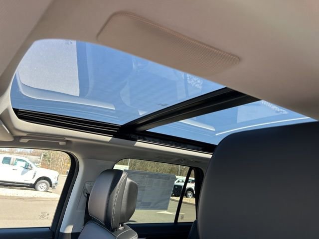 New 2026 Ford Expedition Max Platinum image 28