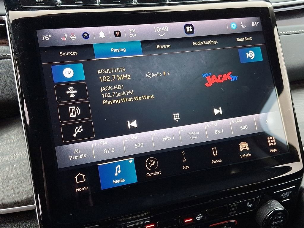 Used 2023 Jeep Grand Cherokee Limited w/ Luxury Tech Group II image 19