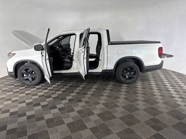 Certified 2023 Honda Ridgeline Black Edition image 11