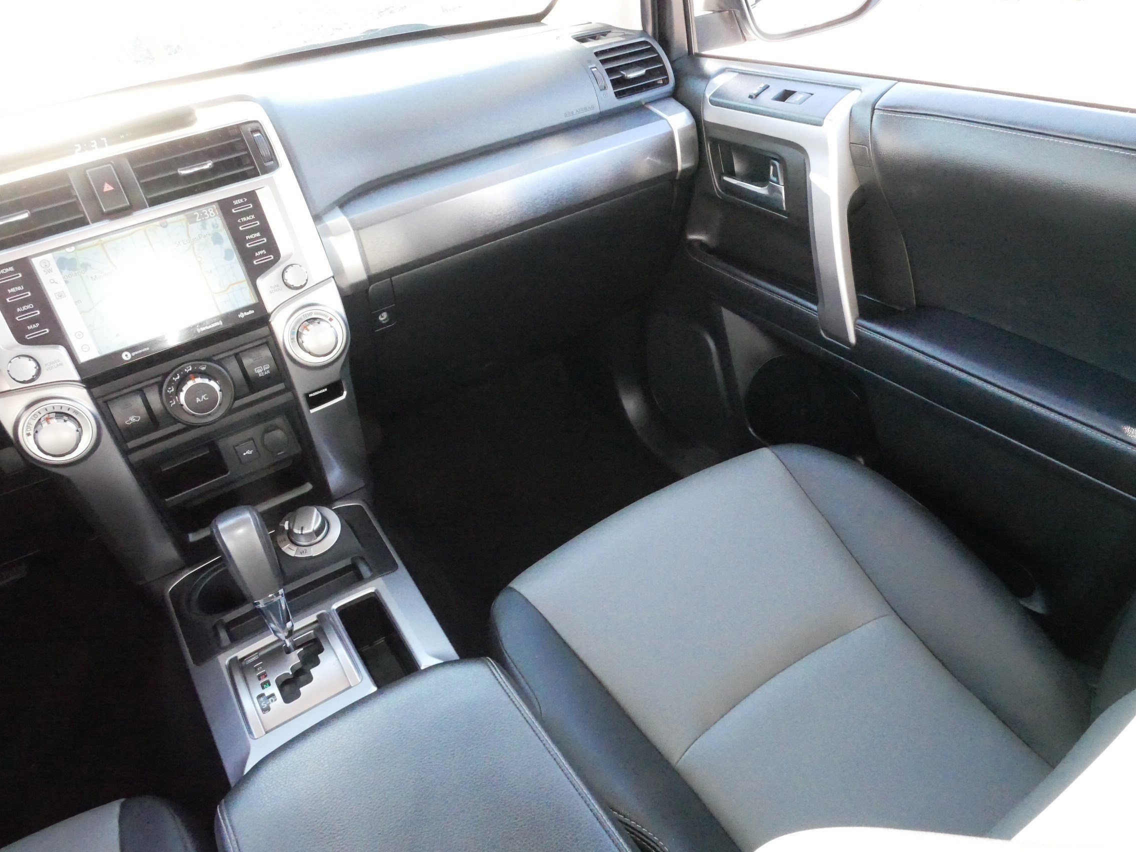 Used 2021 Toyota 4Runner SR5 Premium image 11