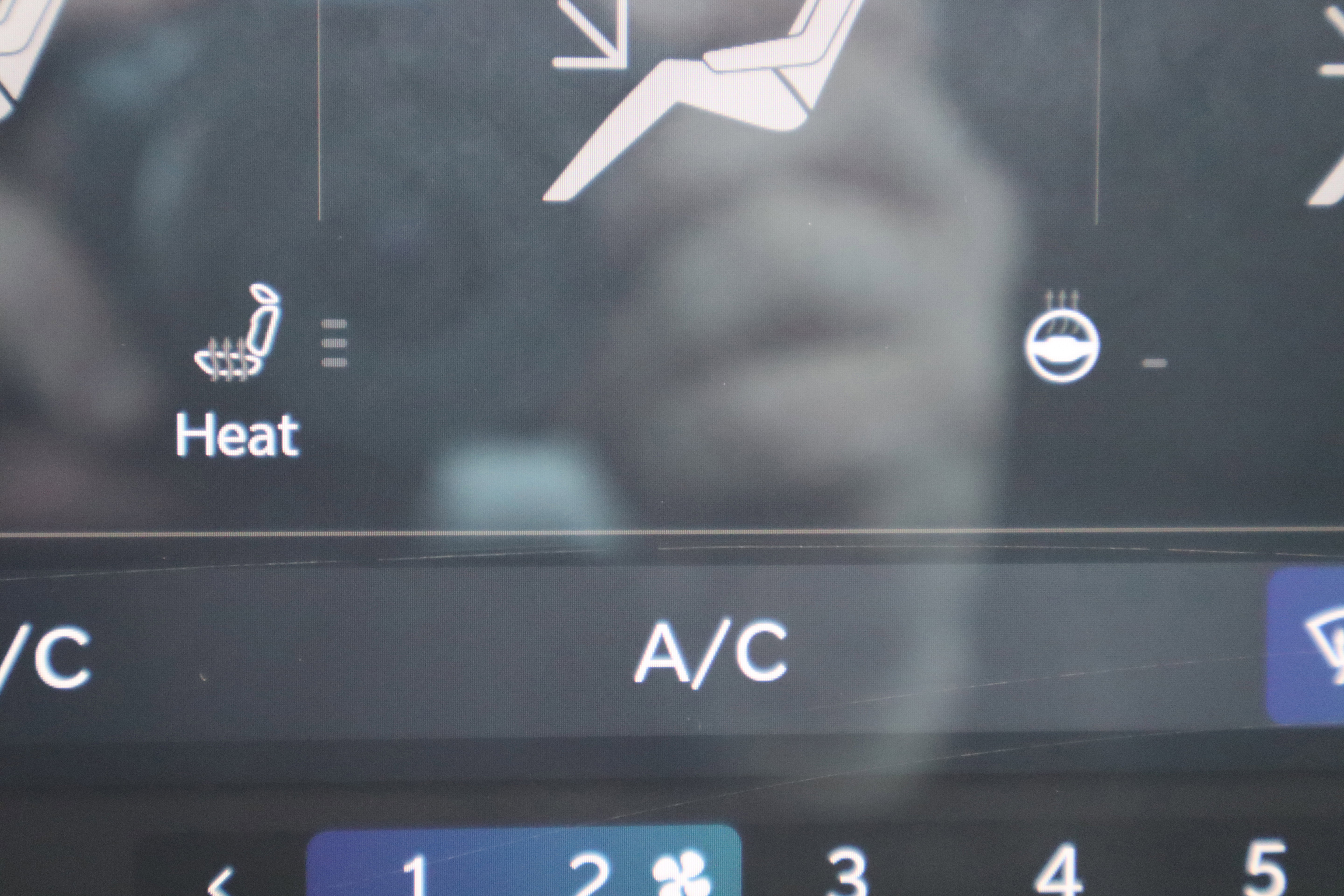 Used 2025 Jeep Wrangler Sahara w/ Safety Group image 22