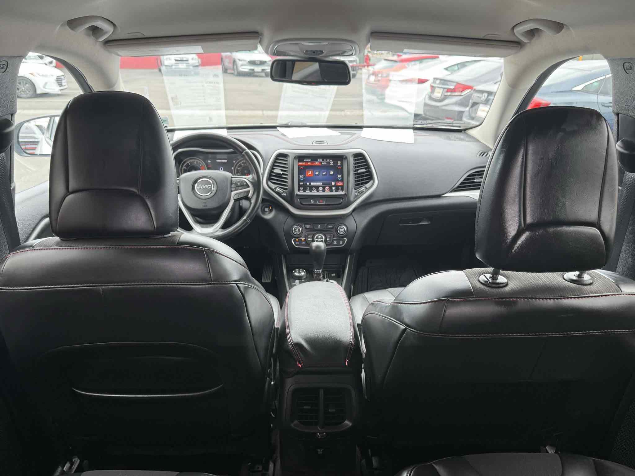 Used 2018 Jeep Cherokee Trailhawk image 86