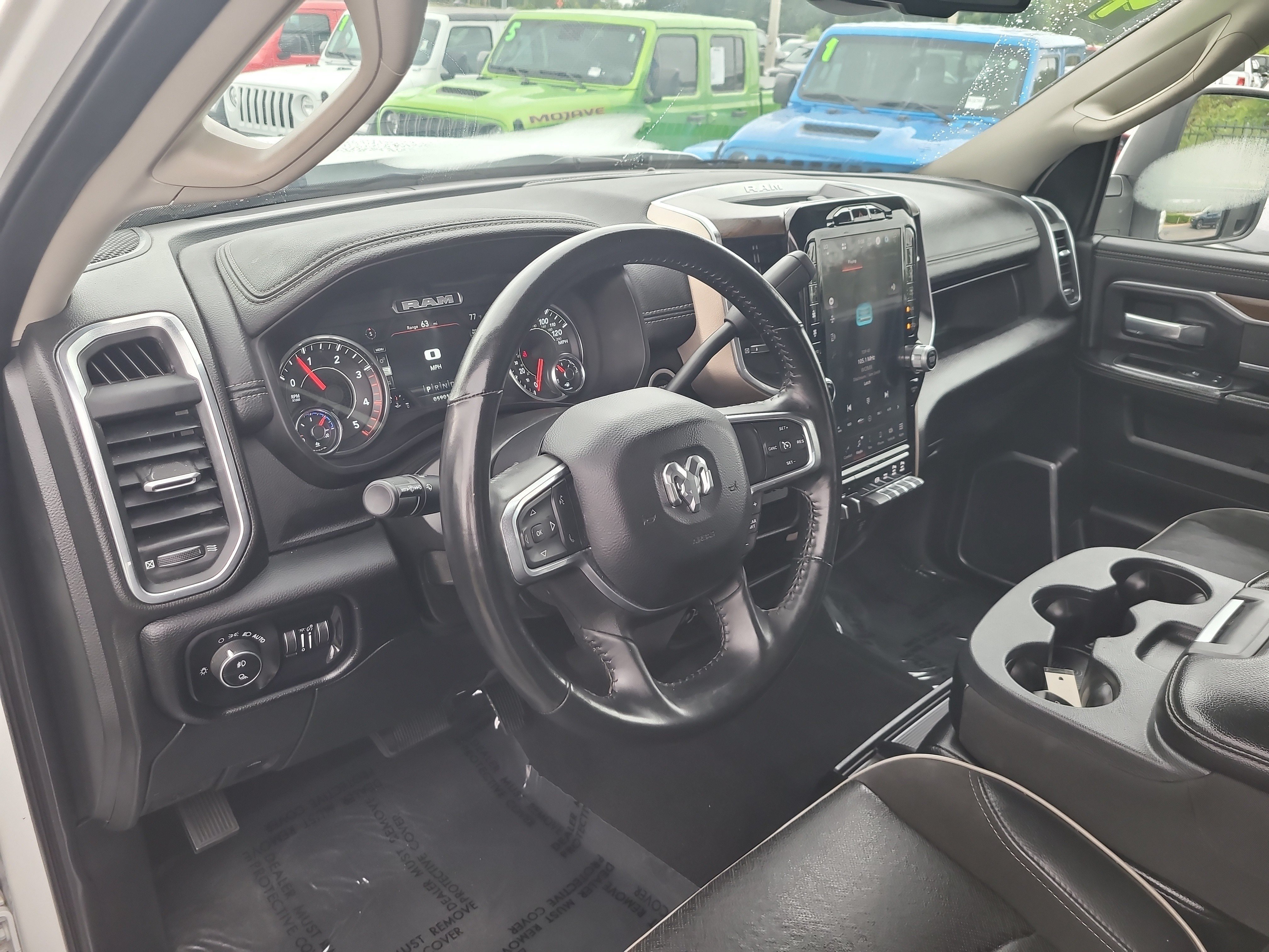 Used 2024 RAM 2500 Laramie AWD/4WD image 20