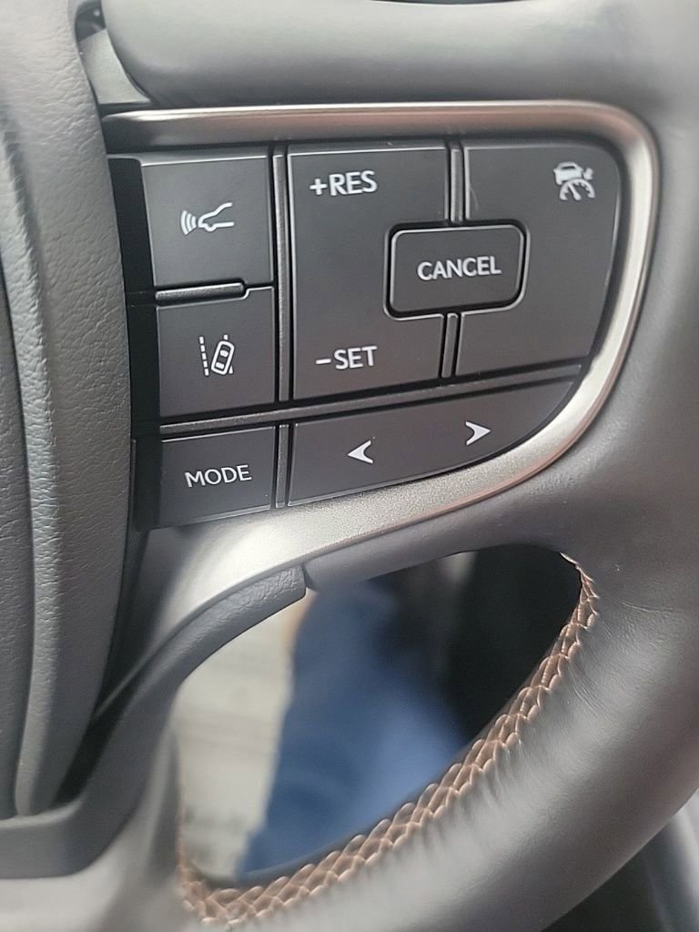 Used 2019 Lexus UX 200 w/ Accessory Package 2 image 48