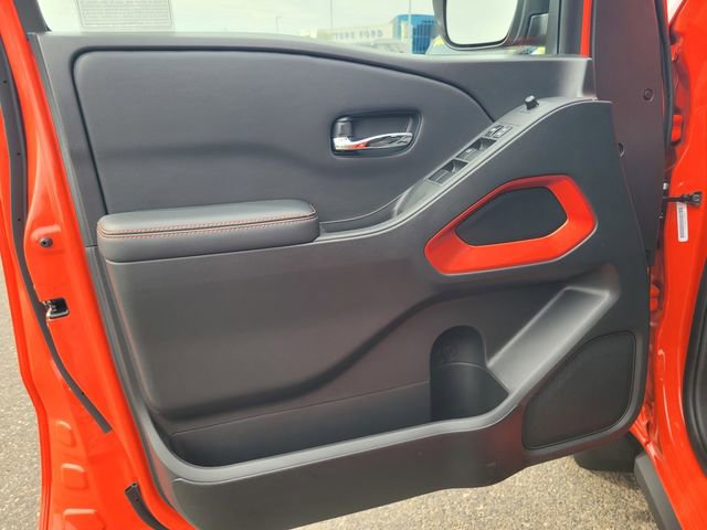 Certified 2025 Nissan Frontier PRO-4X w/ Interior Protection Package image 18