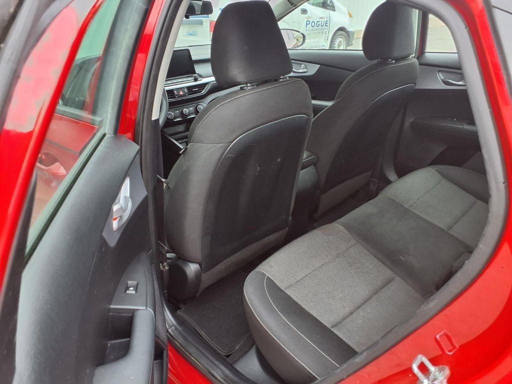 Used 2024 Kia Forte LXS w/ LXS Technology Package FWD image 21