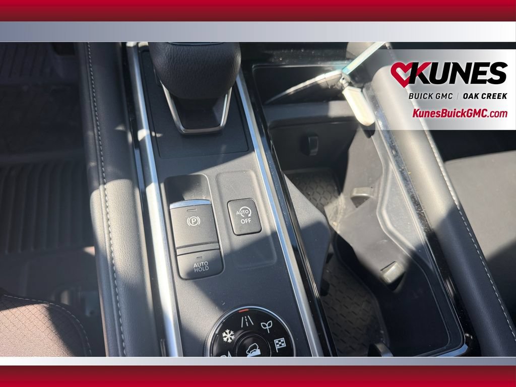 Used 2024 Nissan Pathfinder SL w/ SL Premium Package AWD/4WD image 29