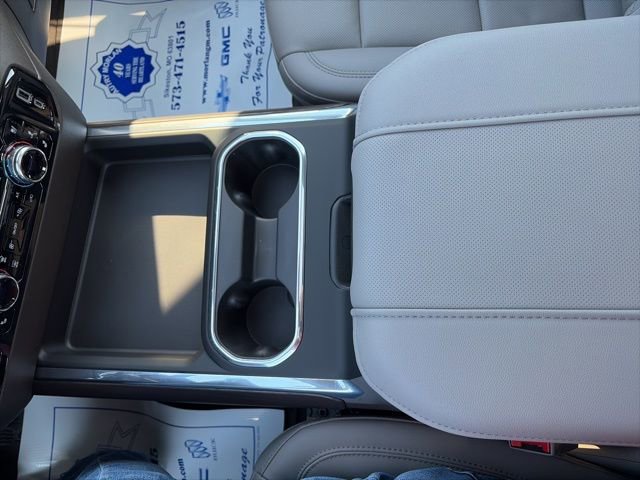 New 2026 GMC Sierra 2500 SLT w/ SLT Premium Package image 24