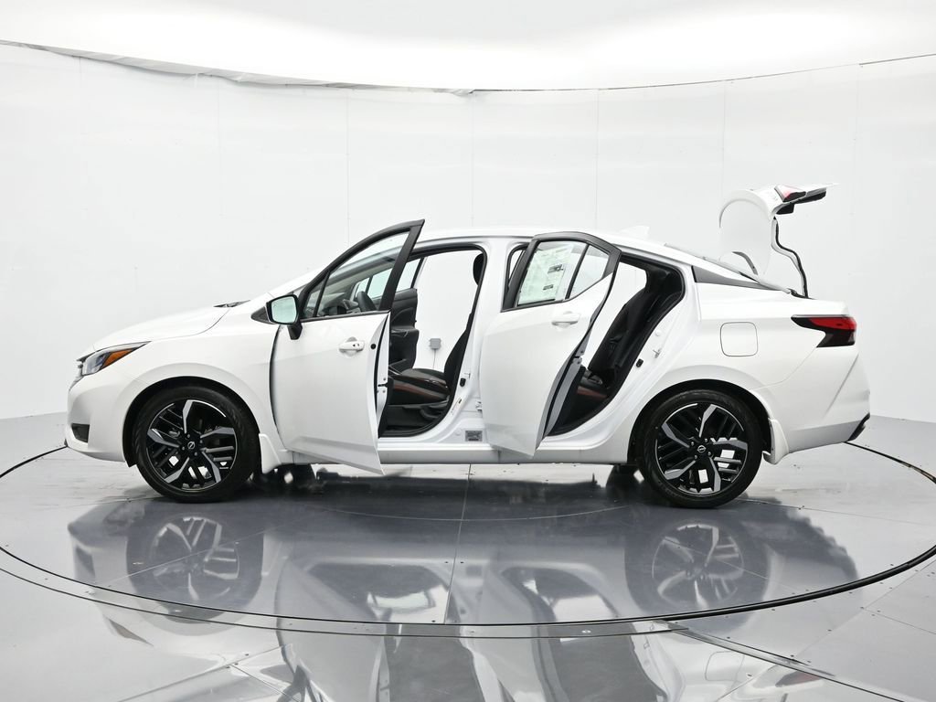 New 2025 Nissan Versa SR w/ Trunk Package FWD image 48