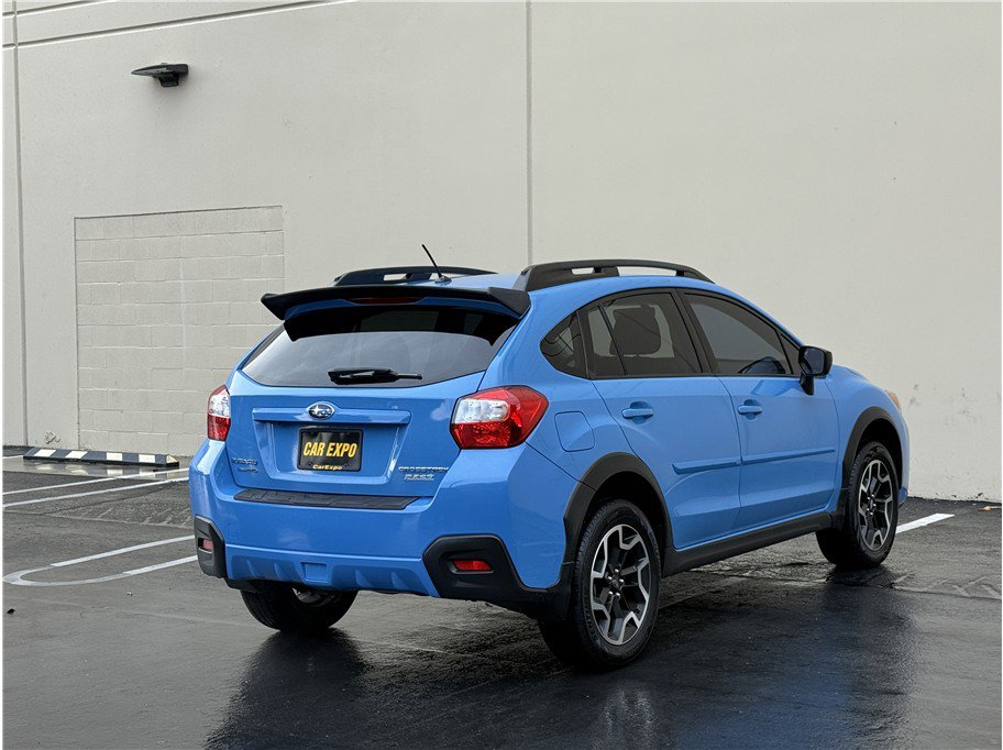 Used 2017 Subaru Crosstrek 2.0i image 6