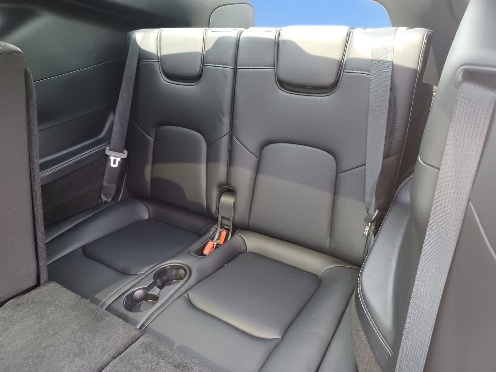 Used 2023 Tesla Model Y AWD image 13
