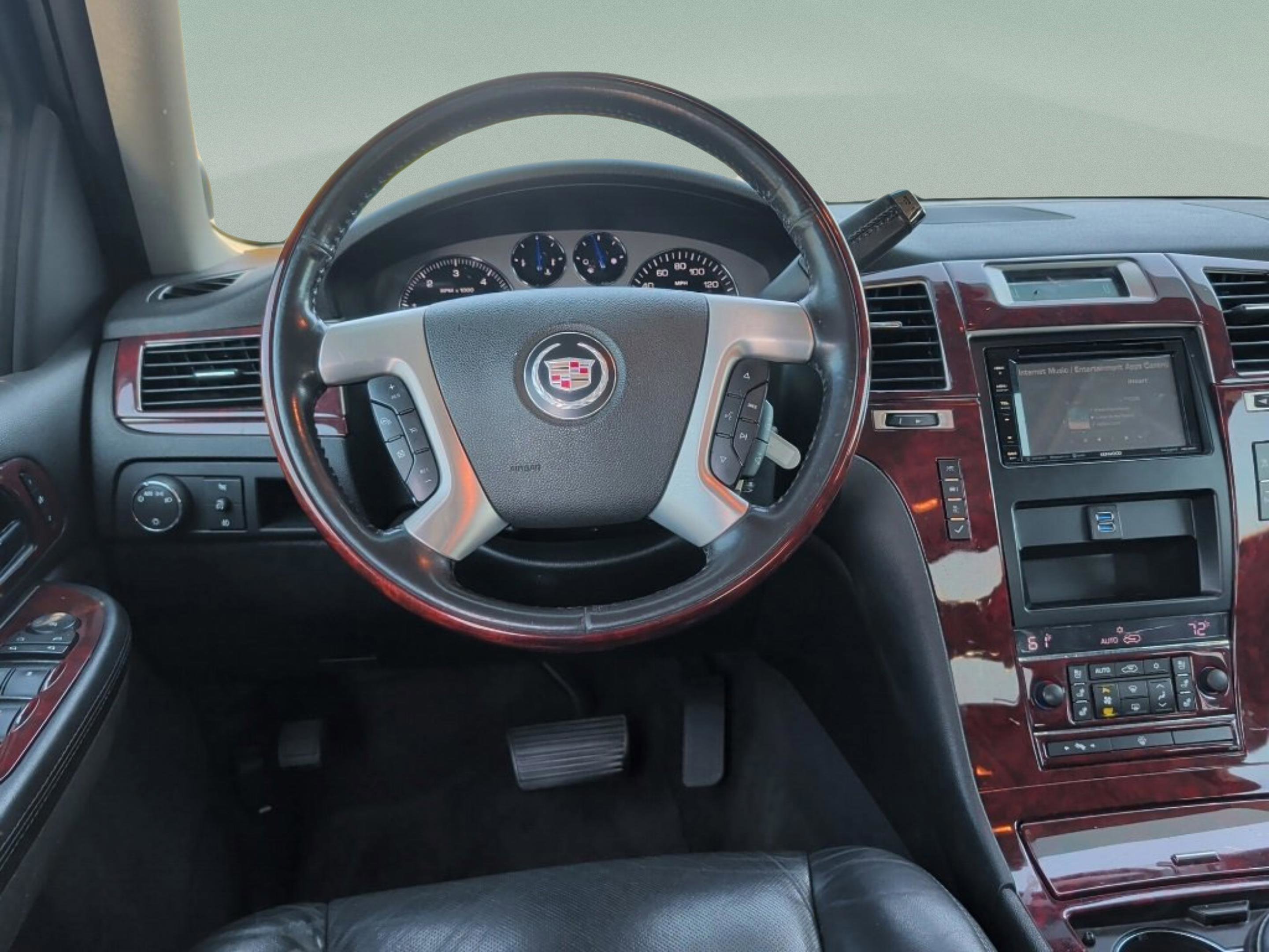 Used 2008 Cadillac Escalade EXT Base image 33