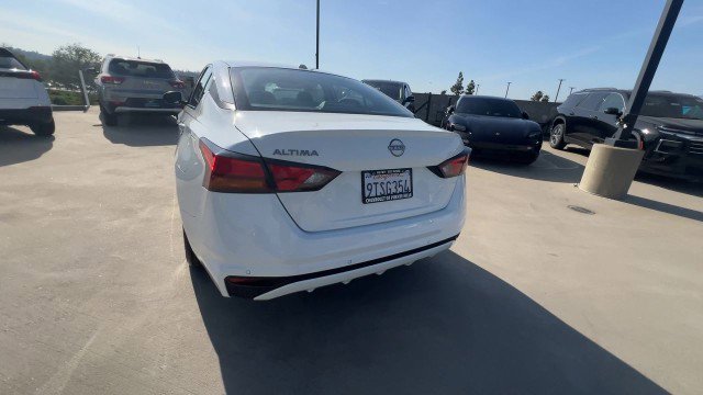 Used 2025 Nissan Altima 2.5 SV image 7