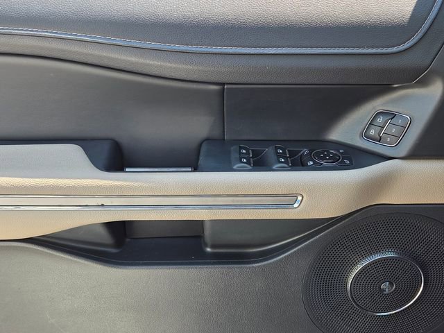 Certified 2024 Ford Expedition Limited image 34