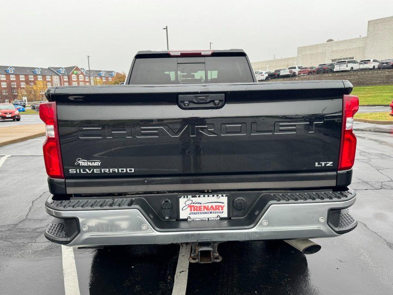 Used 2023 Chevrolet Silverado 2500 LTZ w/ LTZ Plus Package image 4