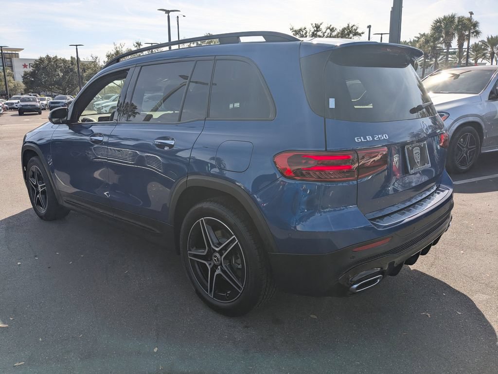 Certified 2024 Mercedes-Benz GLB 250 image 43