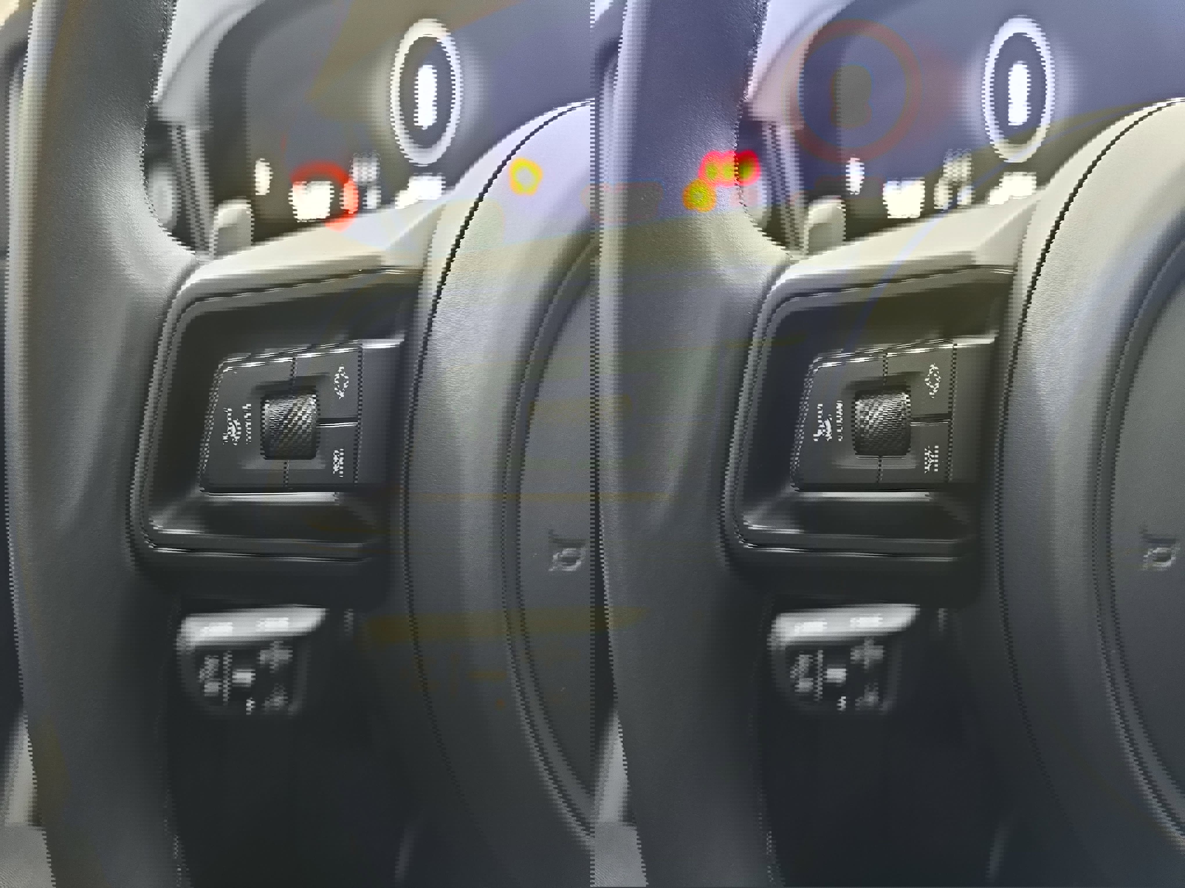 Used 2024 Porsche Cayenne S image 17