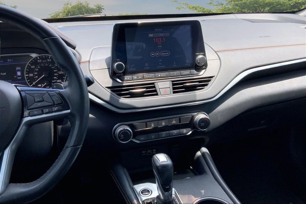Used 2019 Nissan Altima 2.5 SR FWD image 9