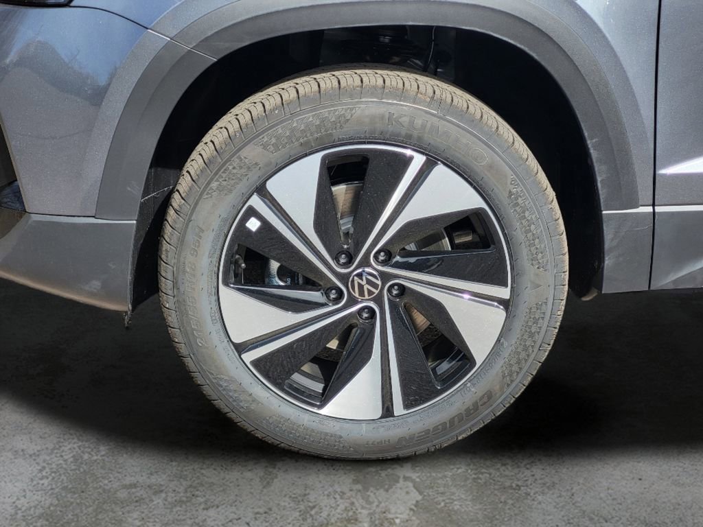 New 2026 Volkswagen Taos SE AWD/4WD image 22