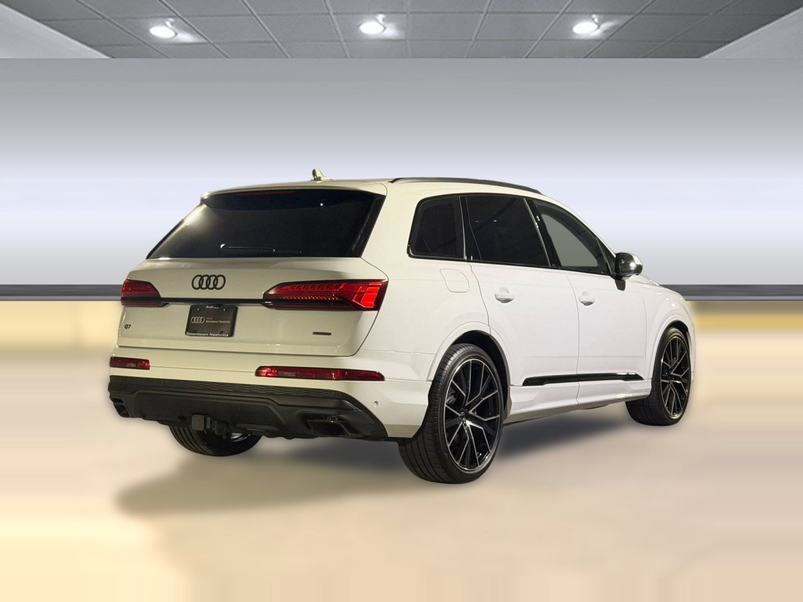 Used 2025 Audi Q7 3.0T Premium Plus w/ Premium Plus Package AWD/4WD image 9