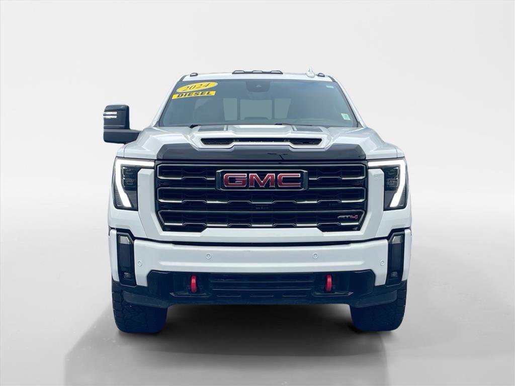 Used 2024 GMC Sierra 2500 AT4 w/ AT4 Premium Plus Package AWD/4WD image 2