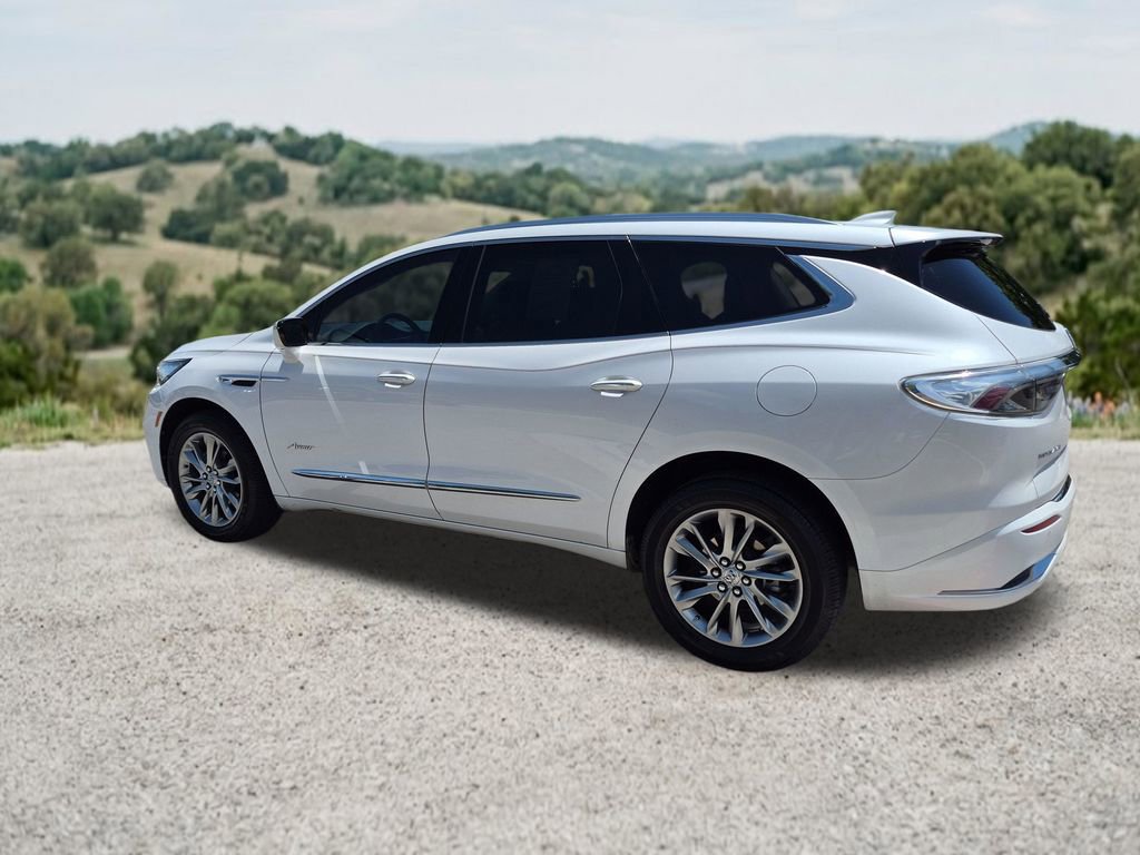 Used 2023 Buick Enclave Avenir w/ Avenir Technology Package FWD image 7