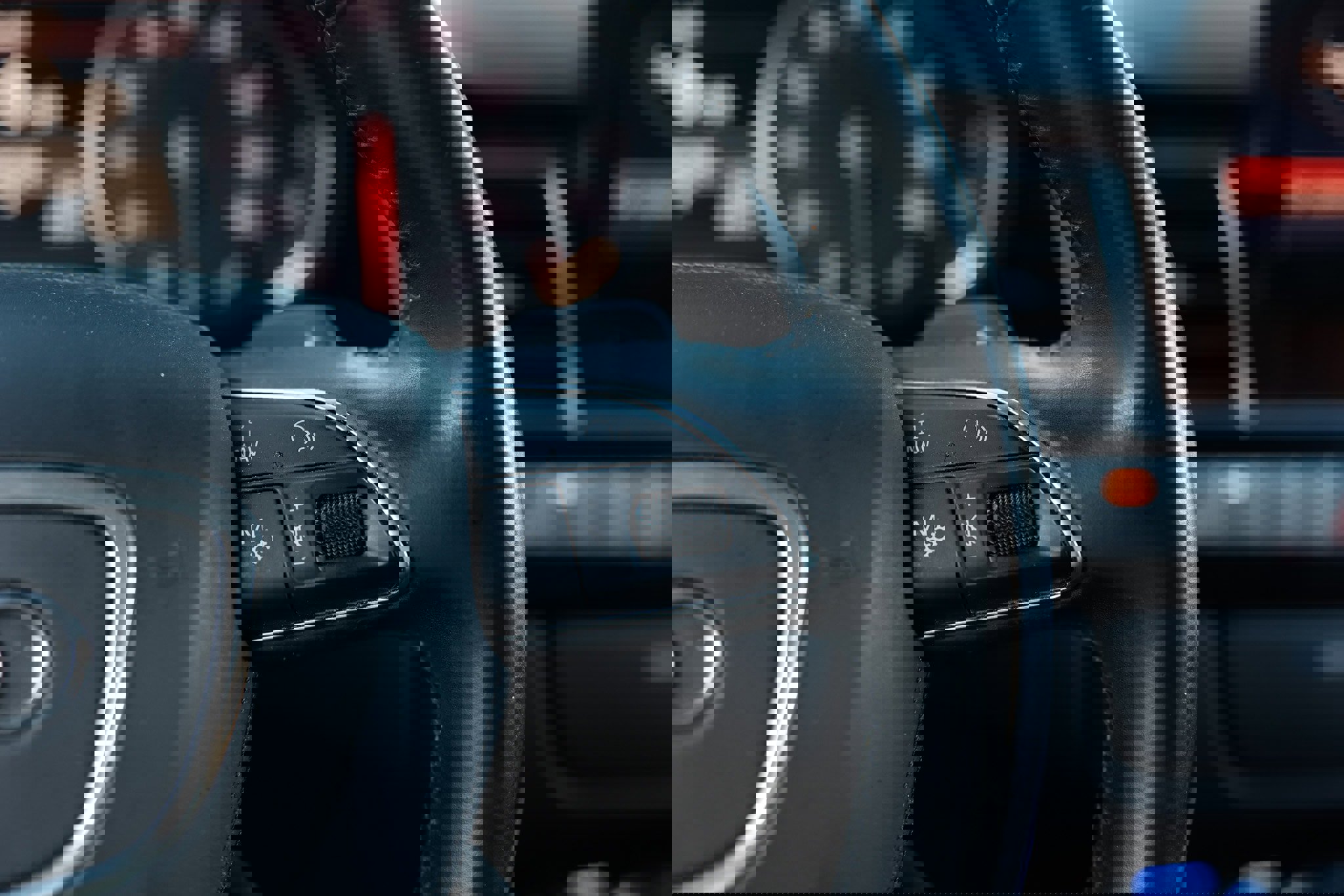 Used 2014 Audi A8 L TDI w/ Premium Package image 36