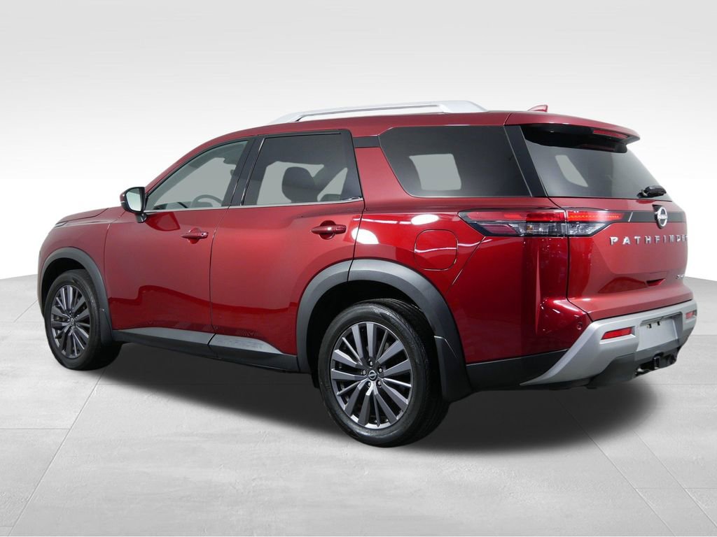 Used 2023 Nissan Pathfinder SL w/ SL Premium Package AWD/4WD image 8