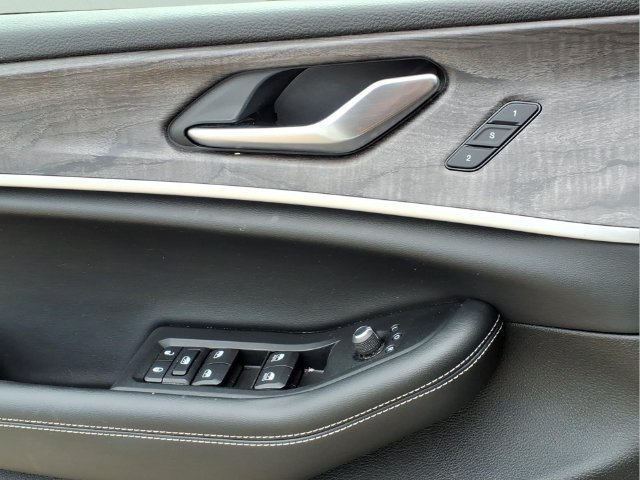 Used 2021 Jeep Grand Cherokee L Limited AWD/4WD image 16