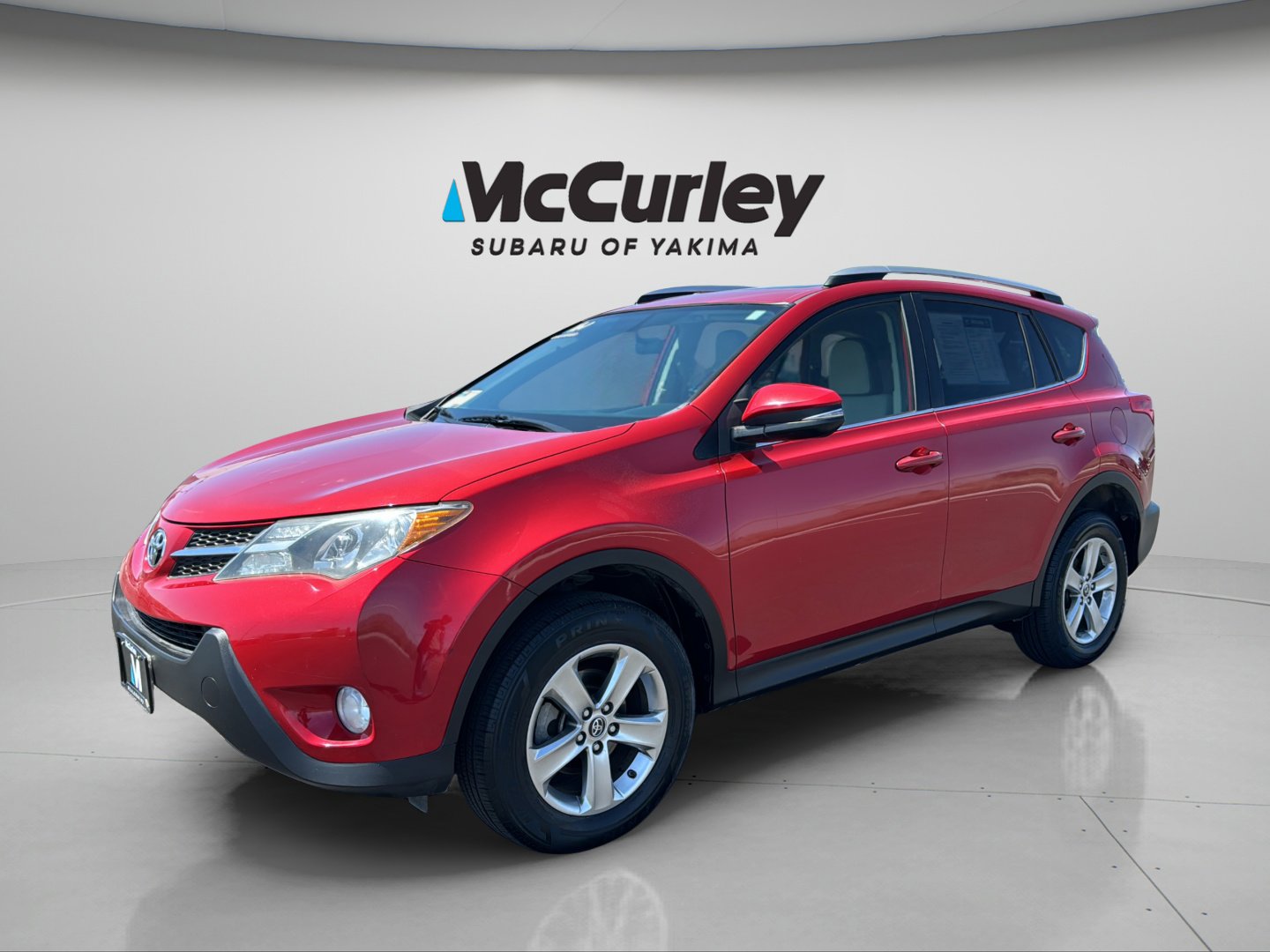 Used 2015 Toyota RAV4 XLE FWD image 2