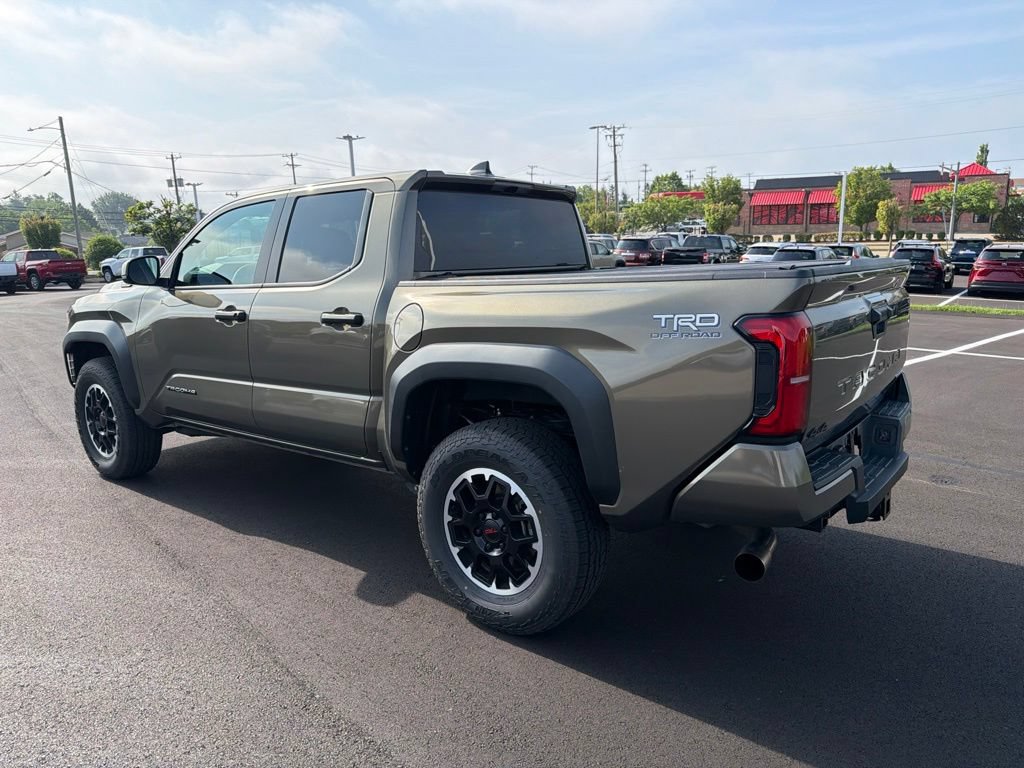 Certified 2026 Toyota Tacoma TRD Off-Road AWD/4WD image 4