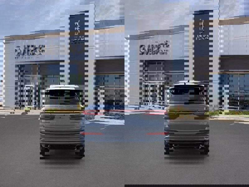 New 2025 Lincoln Corsair Grand Touring w/ Equipment Group 301A image 5