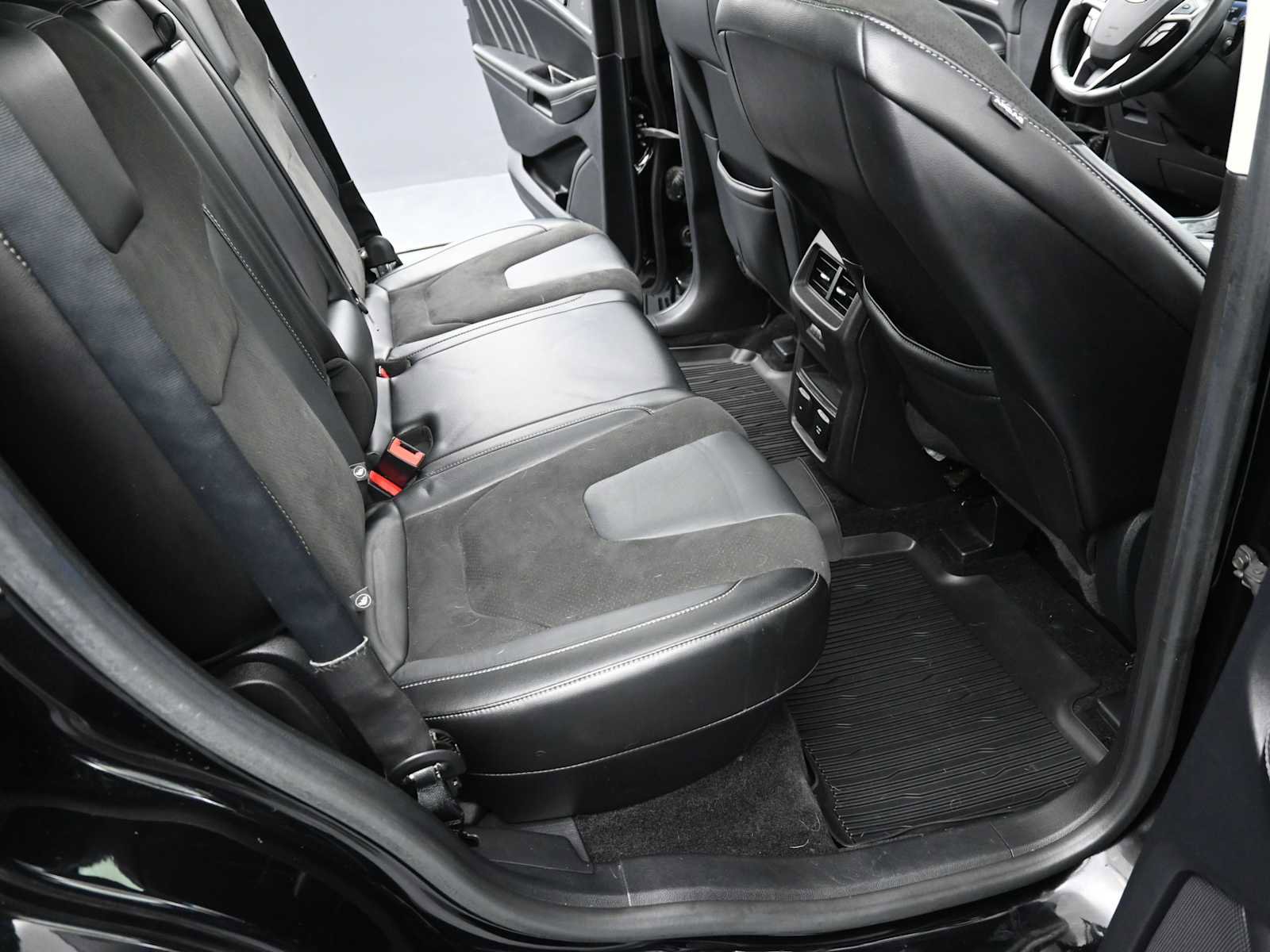 Used 2017 Ford Edge Sport w/ Equipment Group 401A image 14