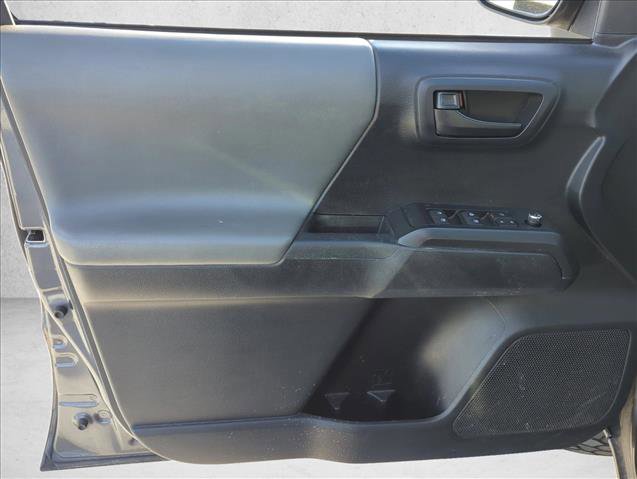 Used 2018 Toyota Tacoma SR w/ SR Convenience Package image 7