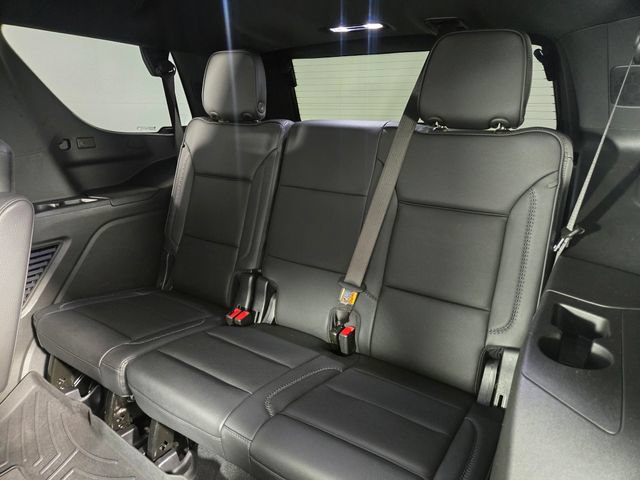 Used 2024 GMC Yukon Denali w/ Advanced Technology Package AWD/4WD image 19