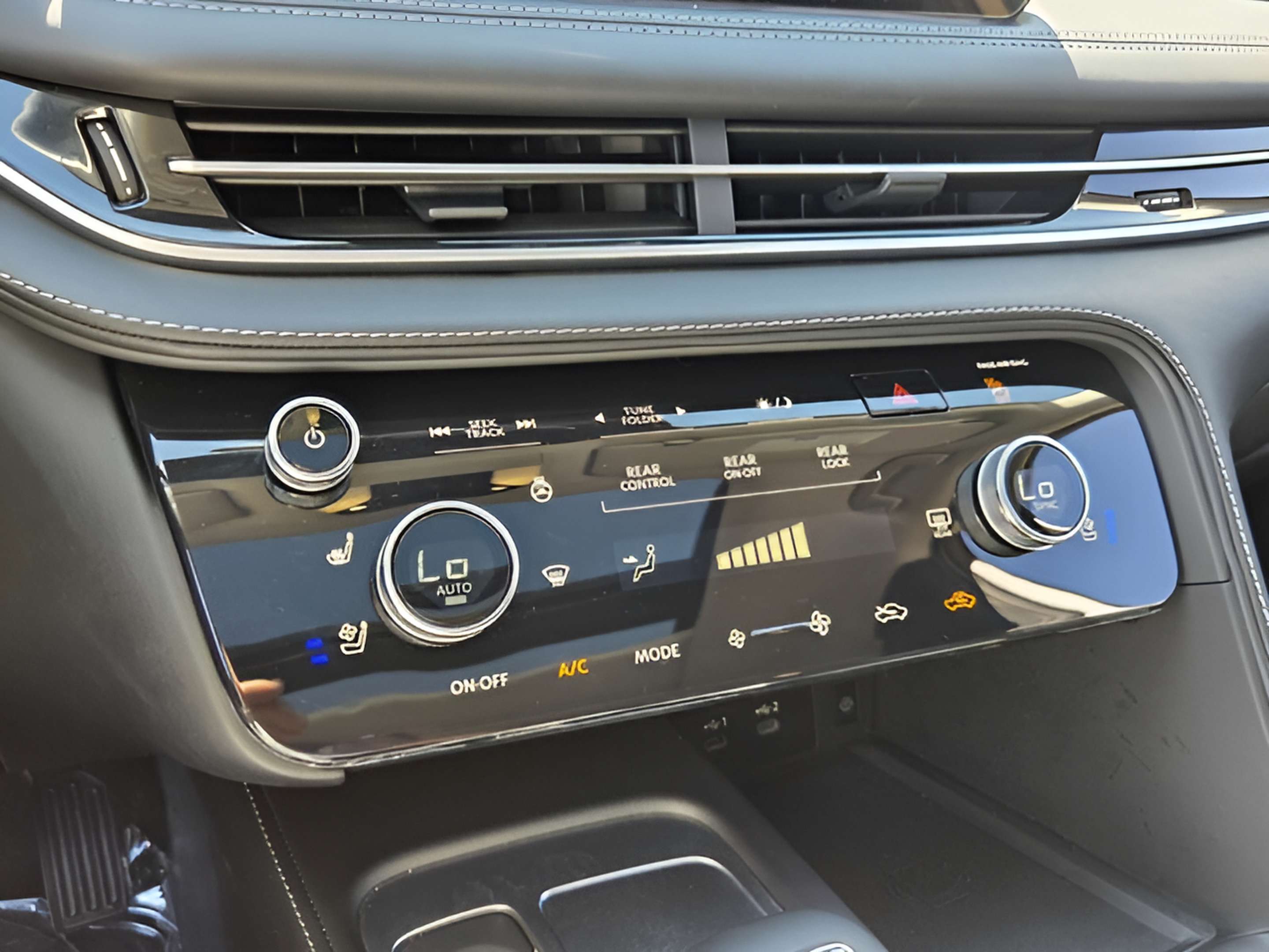 Used 2026 INFINITI QX60 Luxe AWD/4WD image 17