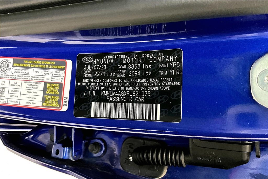 Certified 2023 Hyundai Elantra SEL w/ Preferred Accessory Package FWD image 34