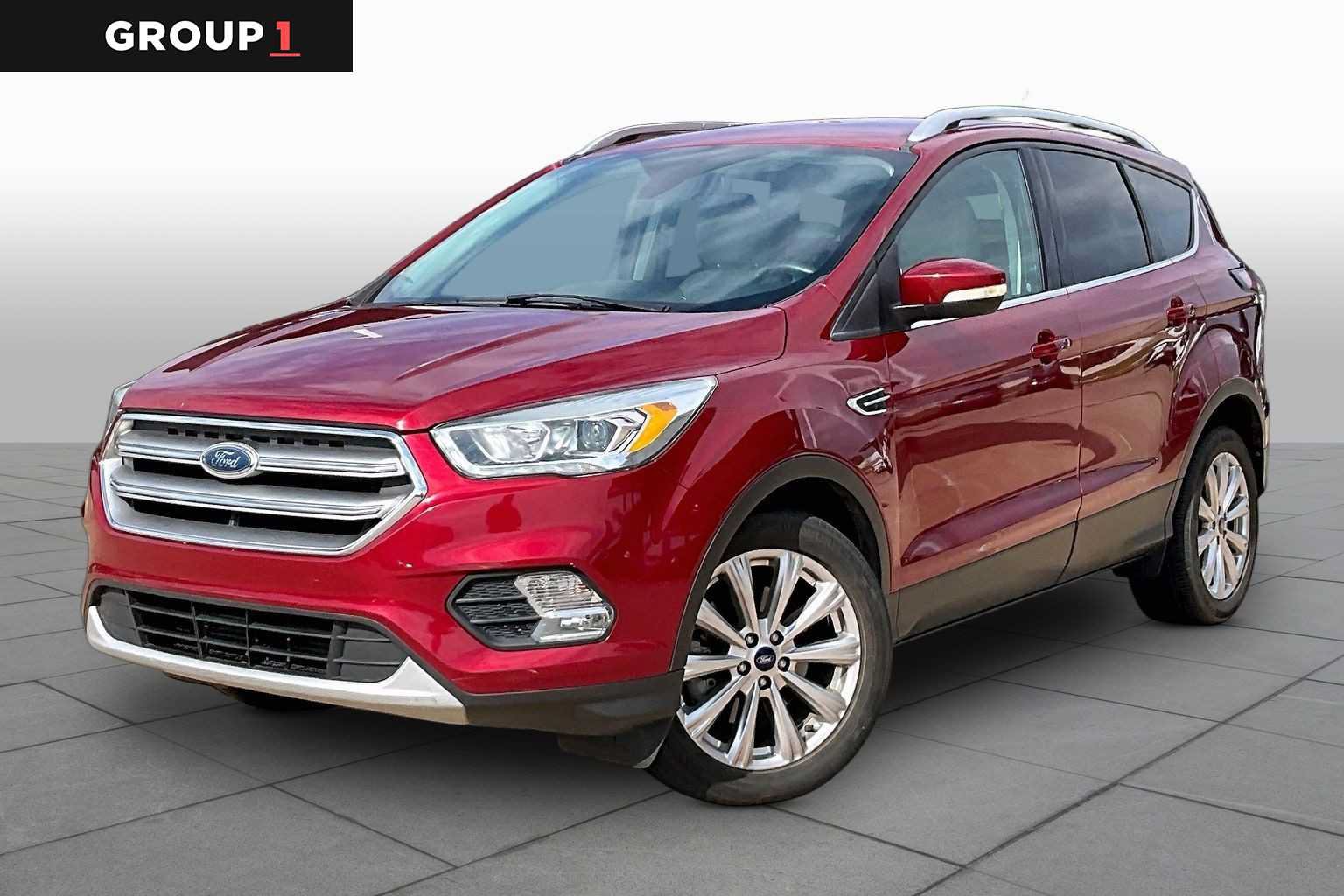 Used 2017 Ford Escape Titanium FWD image 1