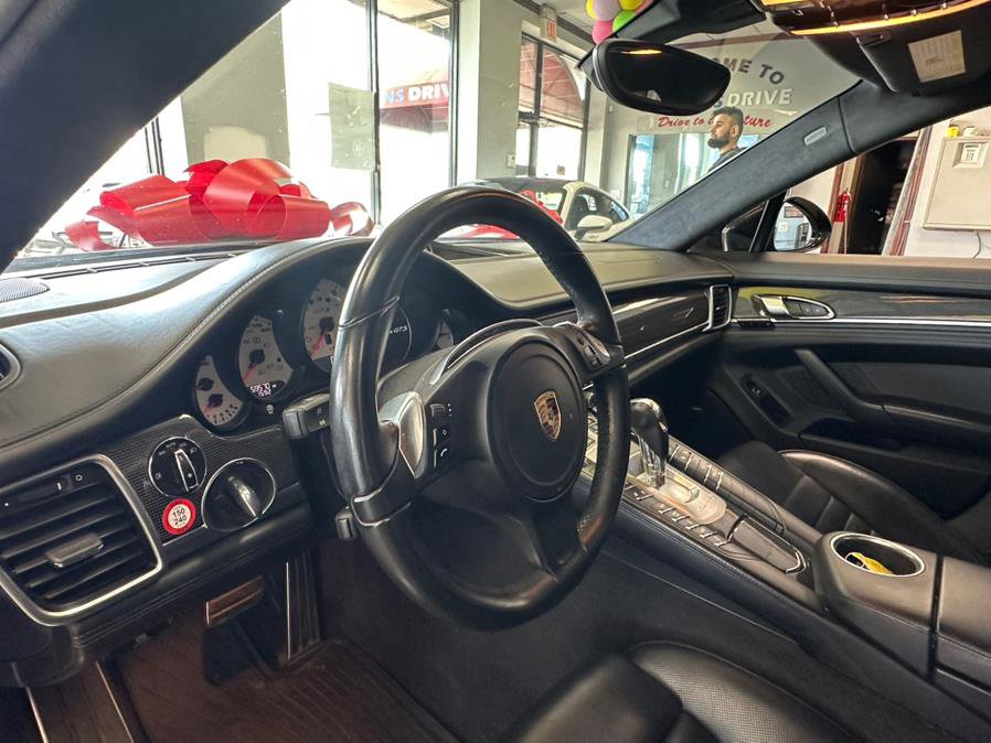 Used 2016 Porsche Panamera GTS image 21