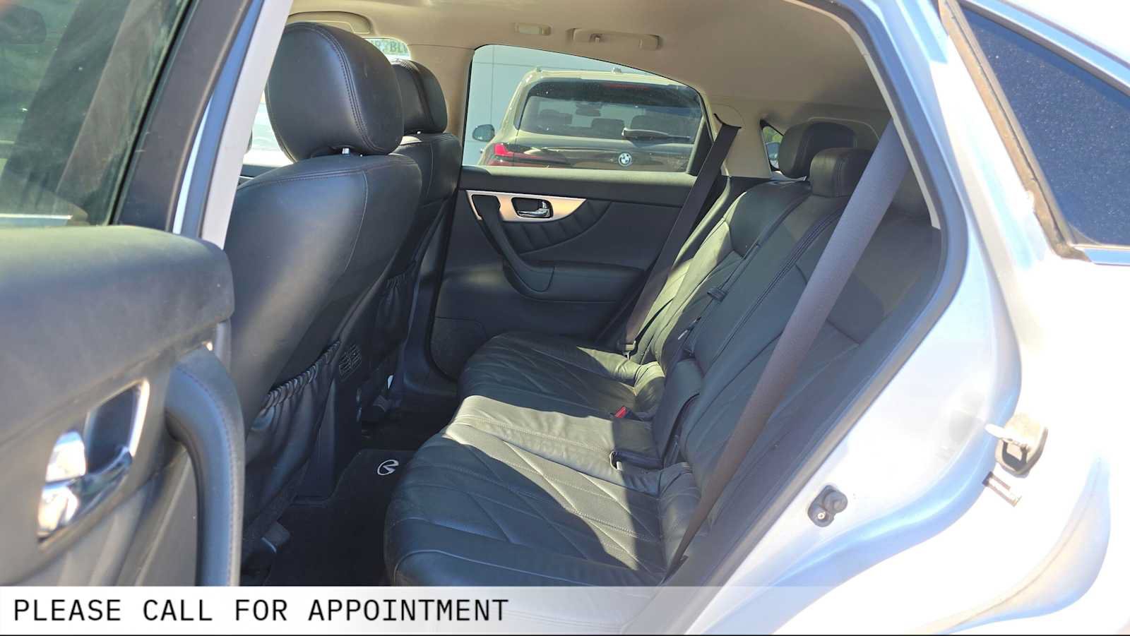 Used 2010 INFINITI FX35 AWD w/ Premium Pkg image 17