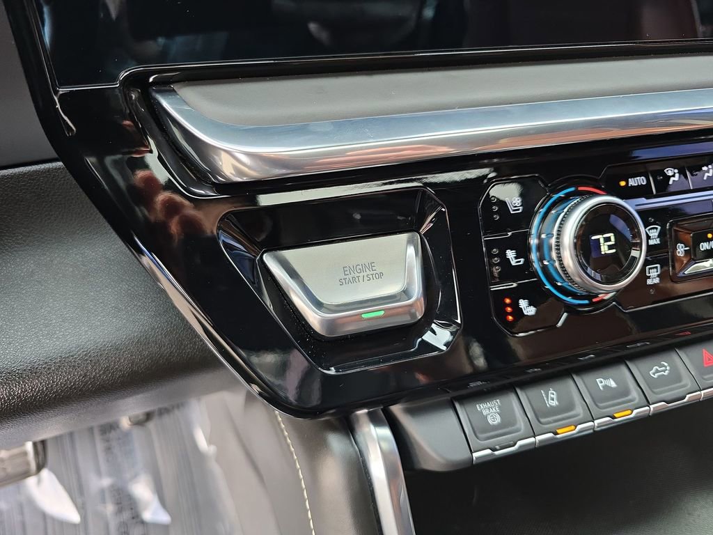 Used 2024 GMC Sierra 3500 Denali Ultimate image 19