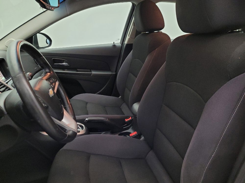 Used 2014 Chevrolet Cruze LT image 17