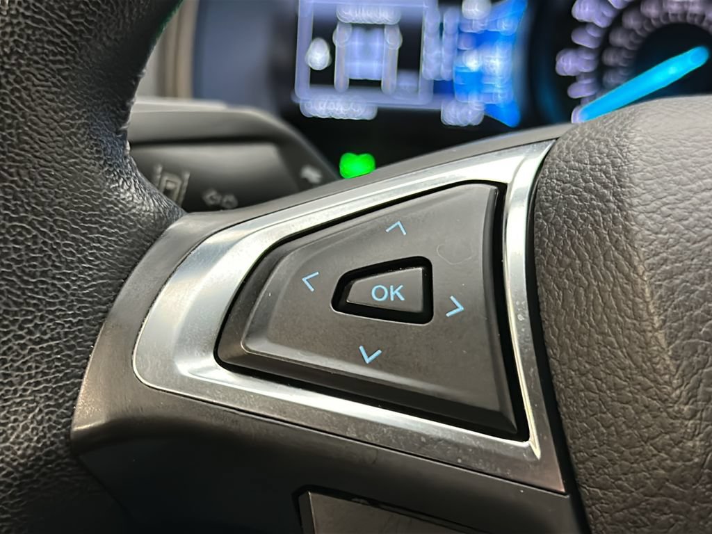 Used 2023 Ford Edge SEL w/ Sport Appearance Package AWD/4WD image 25