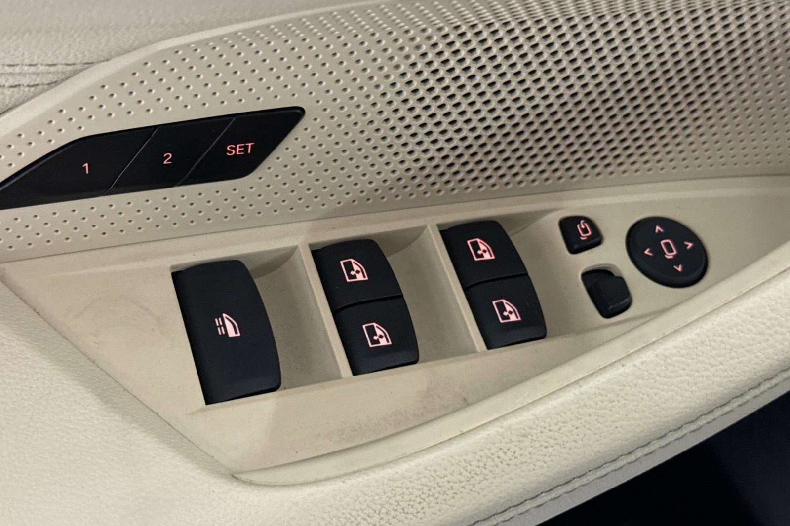 Certified 2023 BMW 430i Convertible w/ M Sport Package image 13