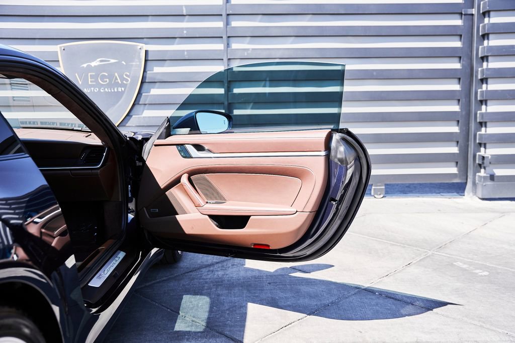 Used 2020 Porsche 911 Carrera 4S w/ Premium Package image 21