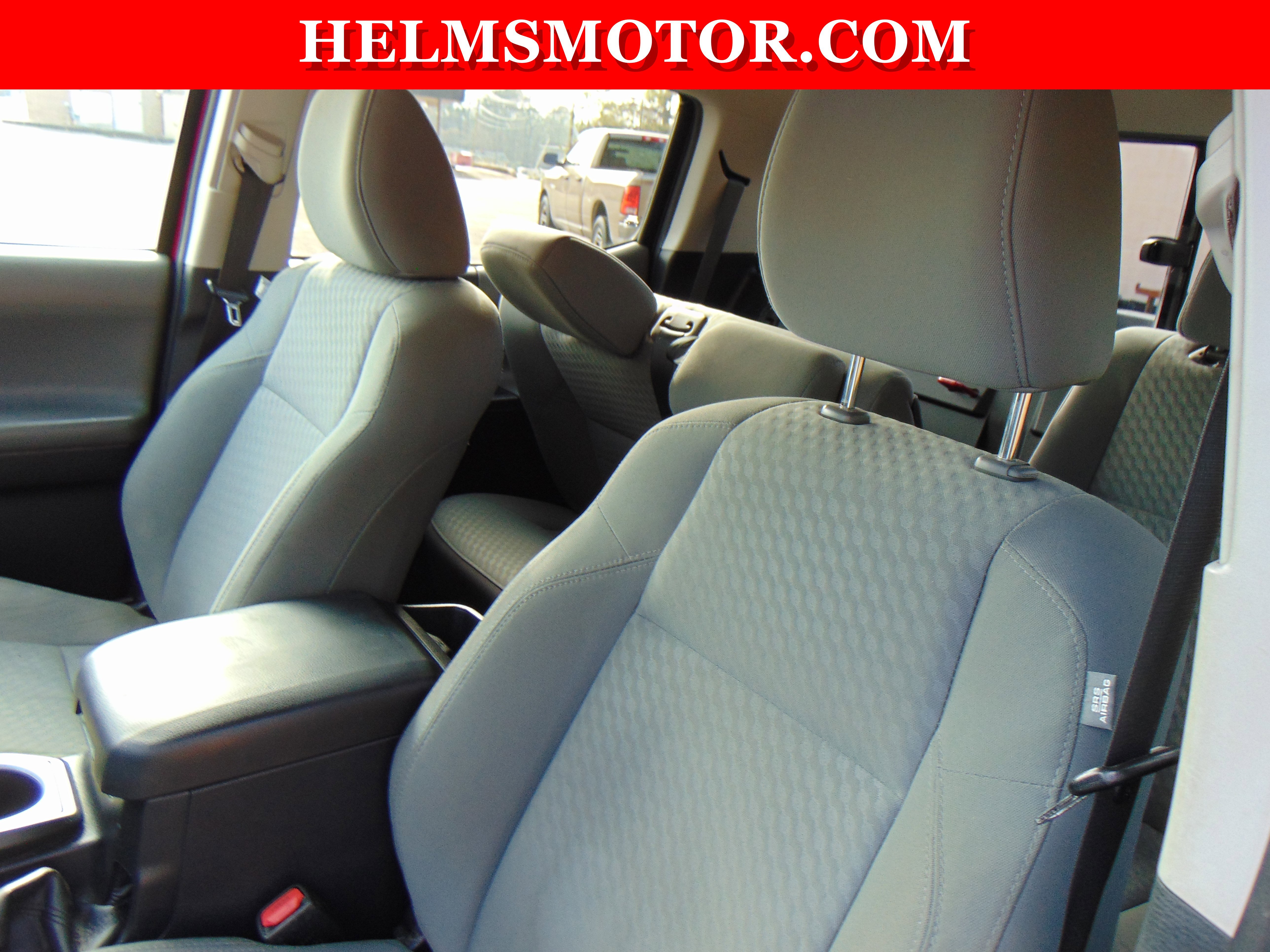 Used 2020 Toyota Tacoma SR image 32