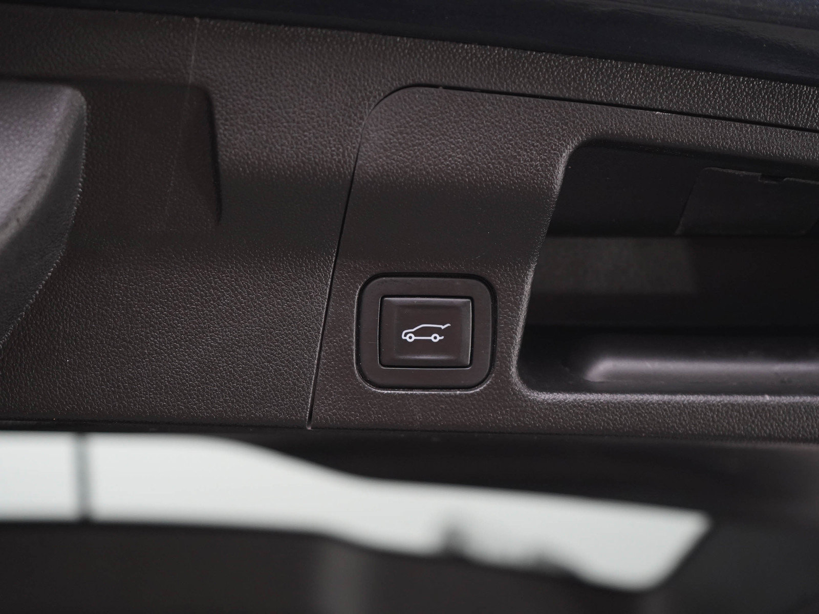Used 2019 GMC Acadia SLE w/ Driver Alert Package I AWD/4WD image 17